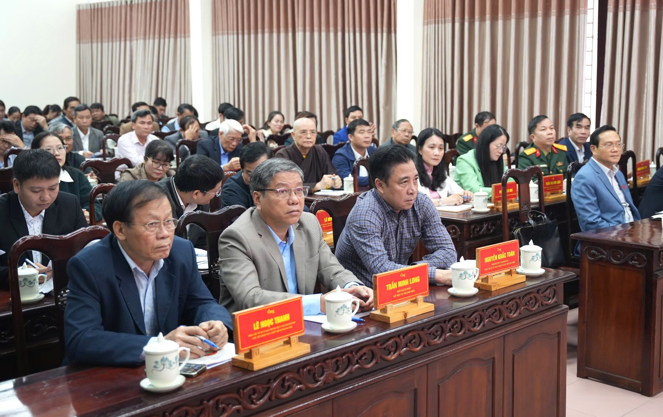 Hiệp thương giới thiệu người ứng cử đại biểu Quốc hội và đại biểu Hội đồng nhân dân