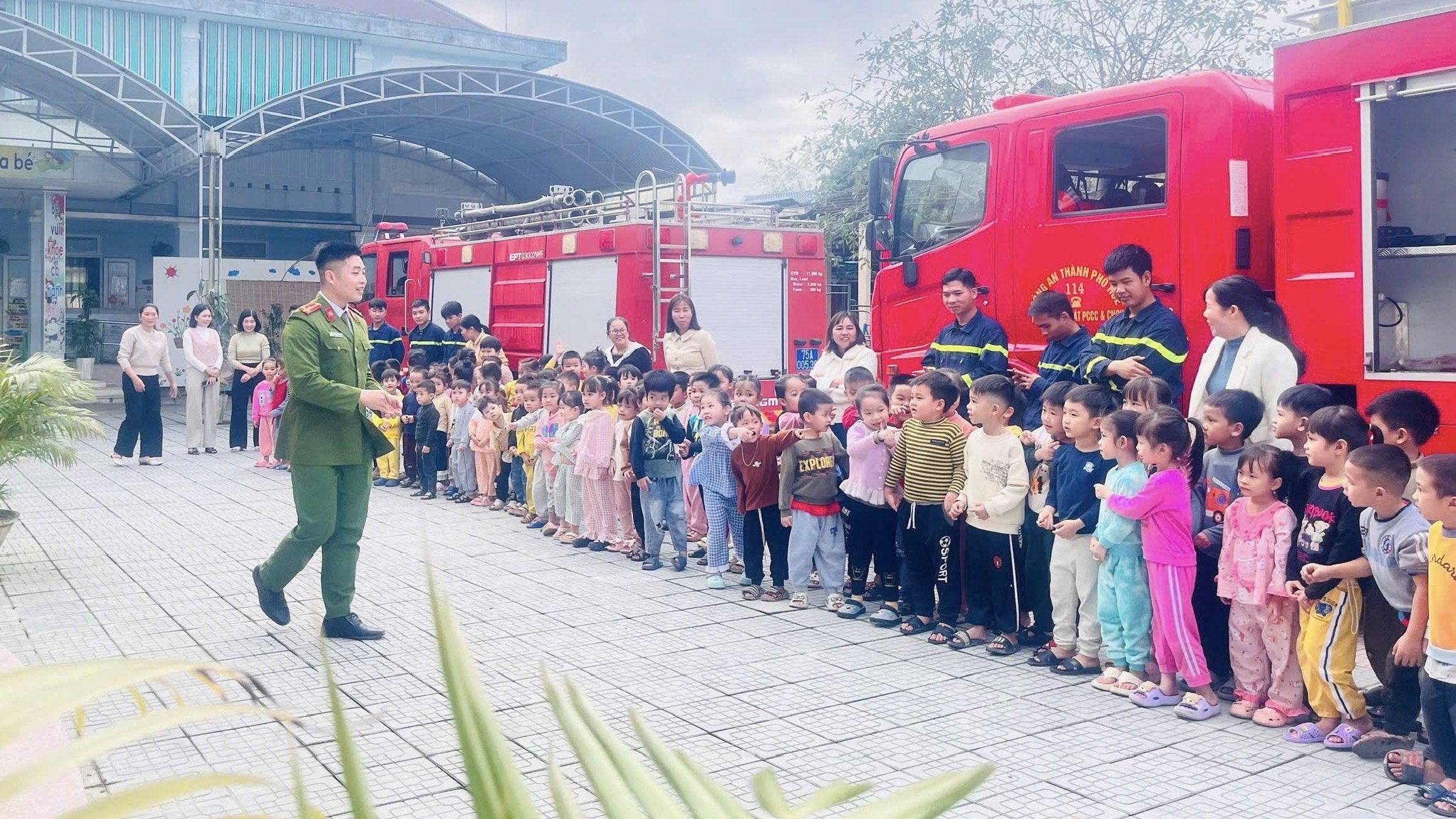 Đẩy mạnh tuyên truyền, thực hành phòng cháy, chữa cháy và cứu nạn, cứu hộ tại cơ sở giáo dục