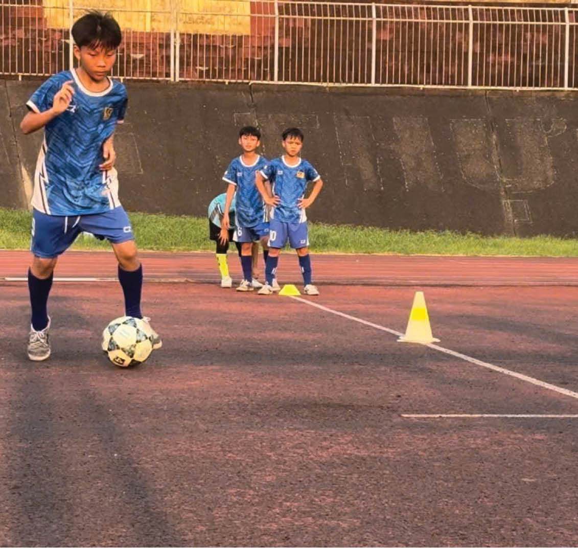 Thiếu sân tập cho bóng đá trẻ Huế