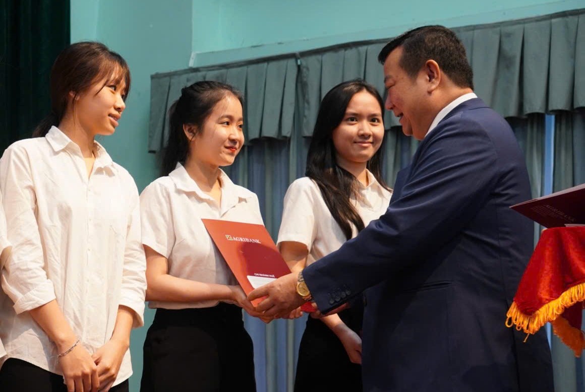 Ký kết hợp tác toàn diện giữa Agribank và Trường Đại học Y - Dược