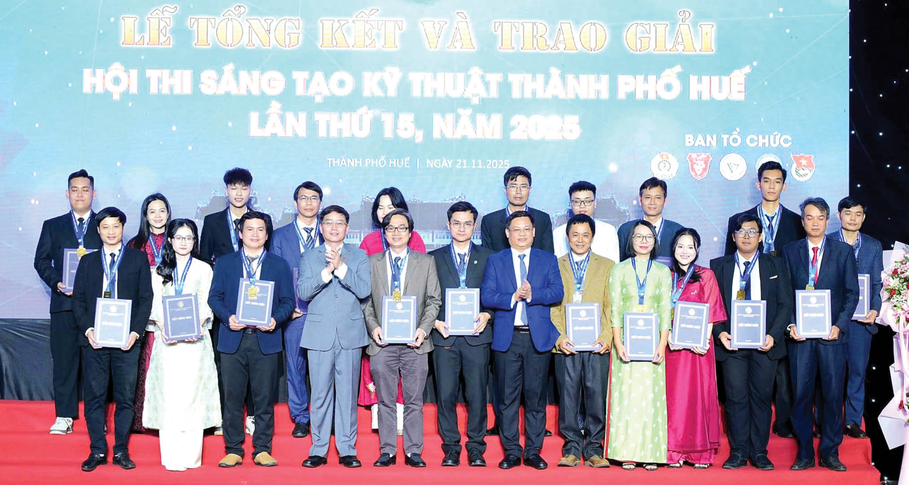 Kỳ vọng từ những giải thưởng