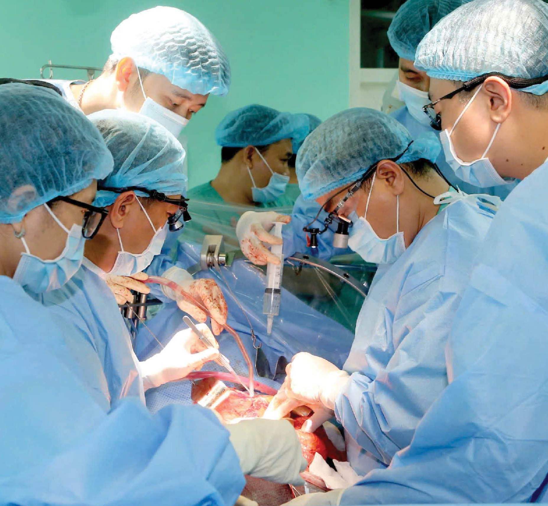 Vươn tầm khu vực