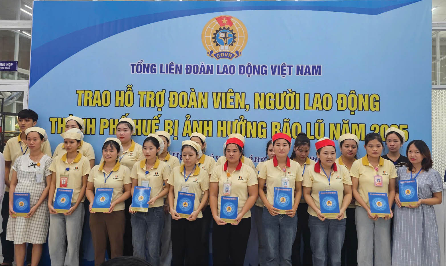 Điểm tựa cho người lao động