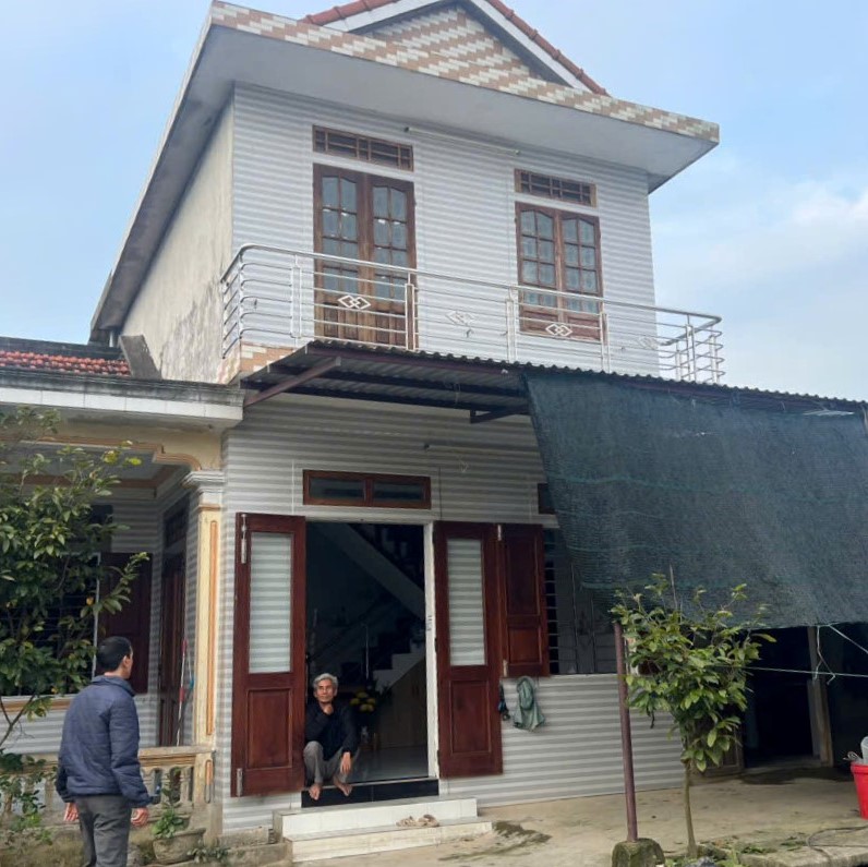 Bớt âu lo dưới mái nhà chống lũ