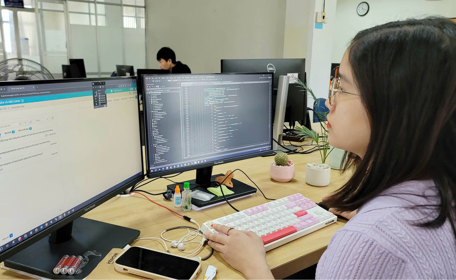 Hiệu quả của “bàn làm việc điện tử”