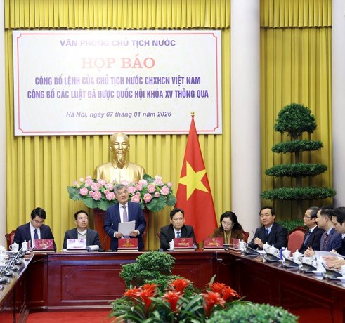 Công bố Lệnh của Chủ tịch nước về nhiều luật mới liên quan đến giáo dục, báo chí