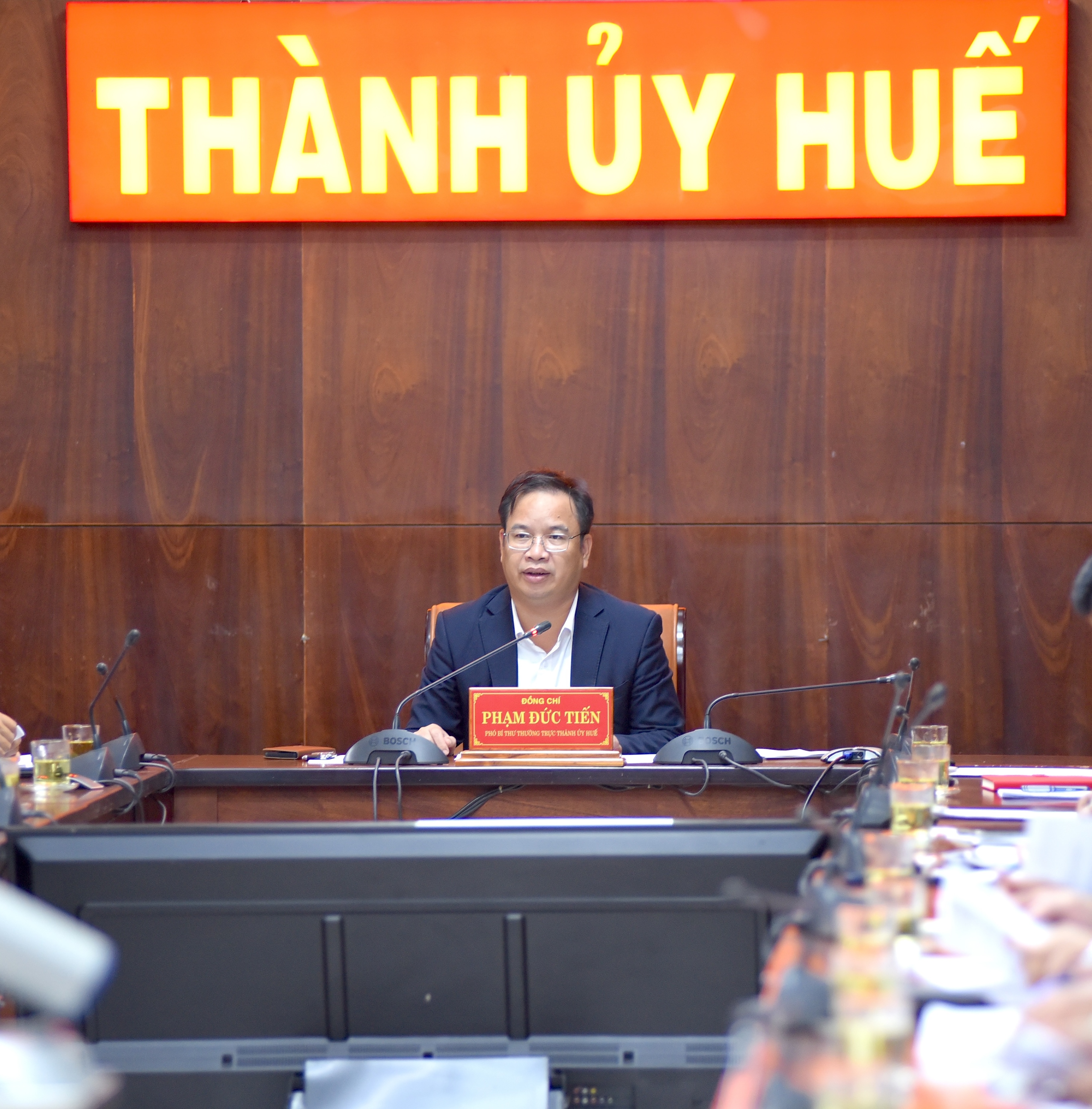 Thành ủy Huế giao ban các cơ quan Đảng