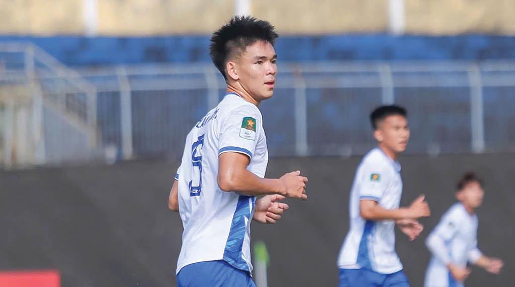 Bóng đá Huế  chuyện “giữ chân” cầu thủ