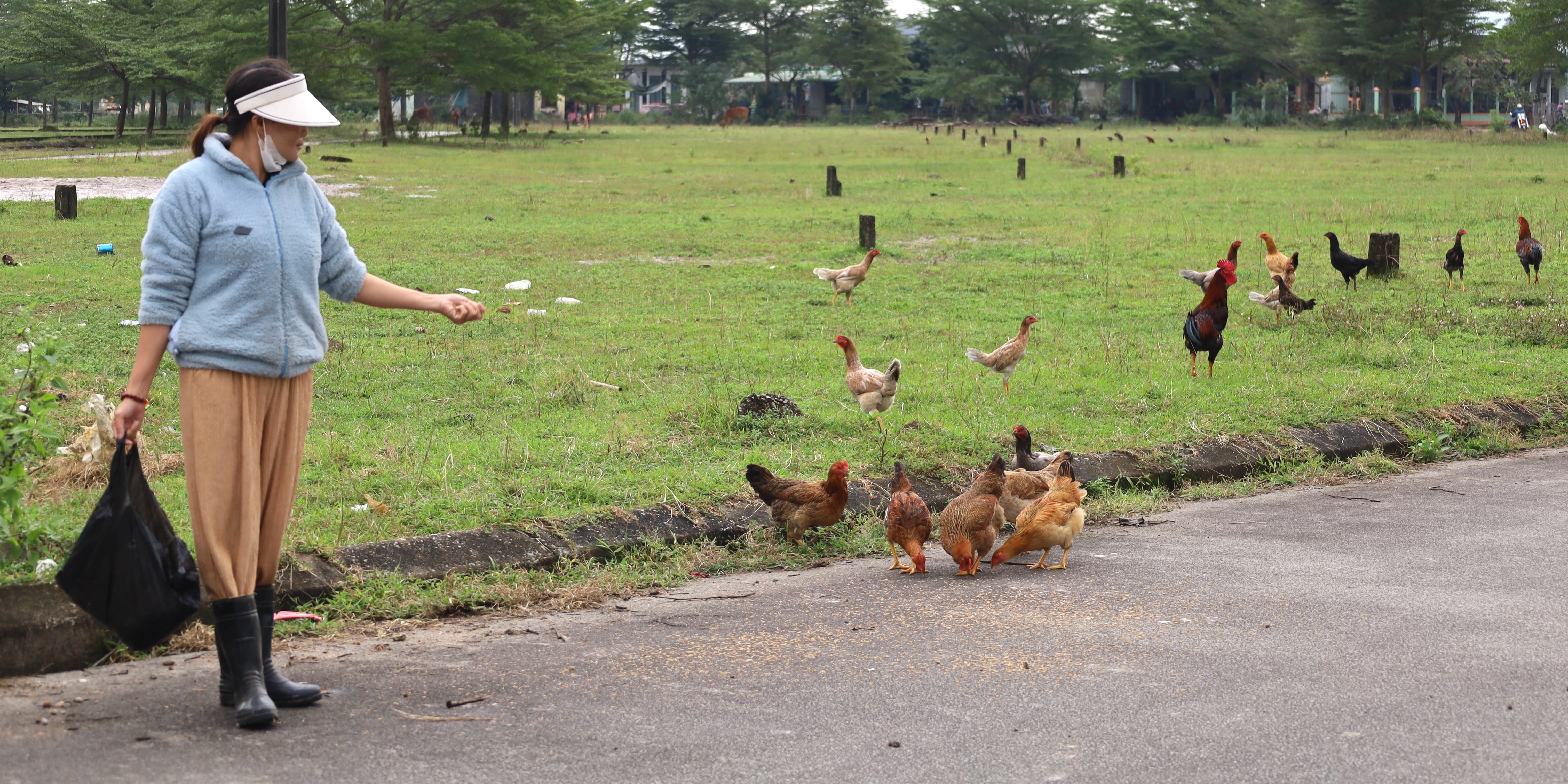 Khơi dậy ý chí vươn lên của người dân