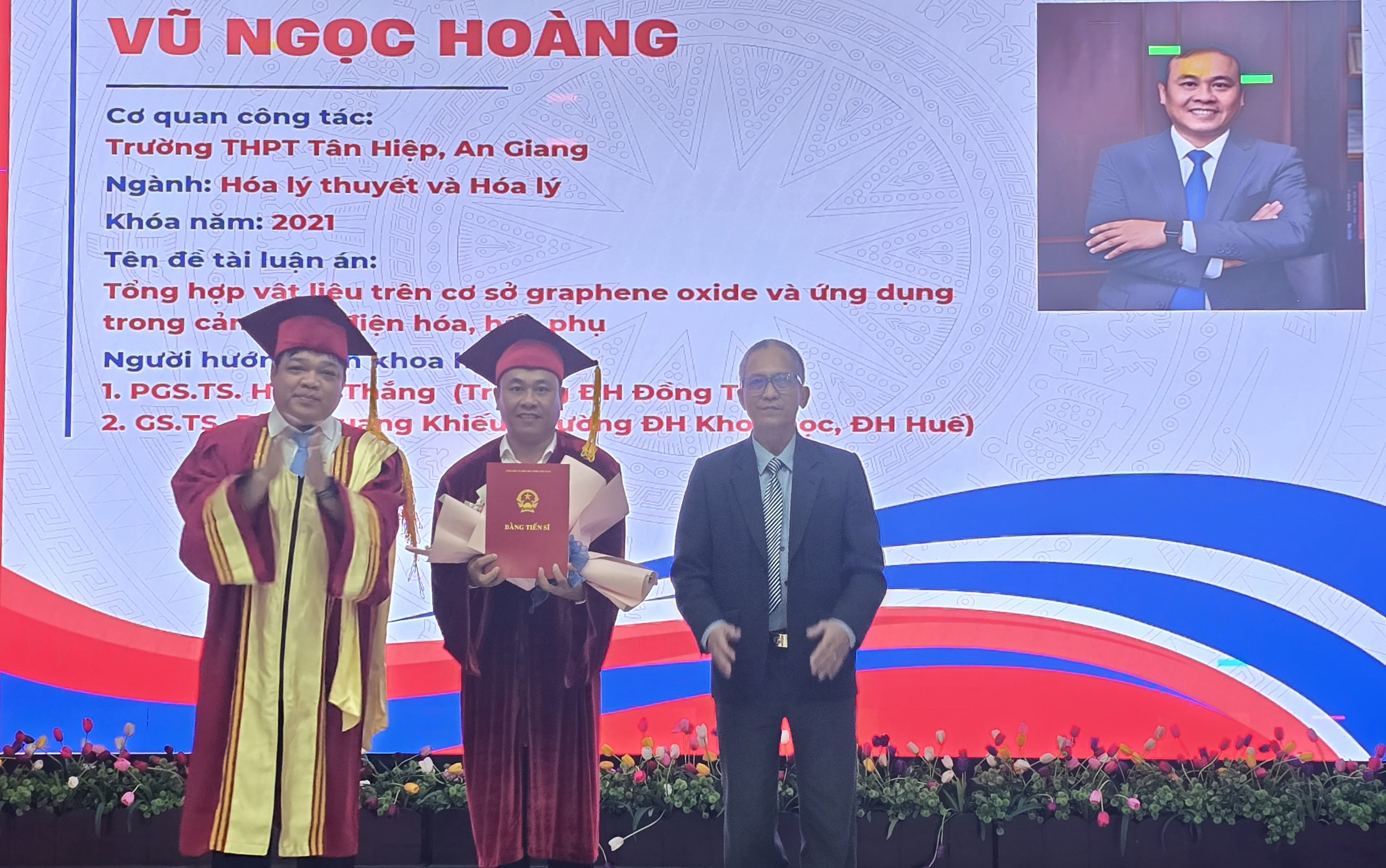 Trường Đại học Khoa học, Đại học Huế Trao bằng cho 8 tân tiến sĩ và 175 tân thạc sĩ