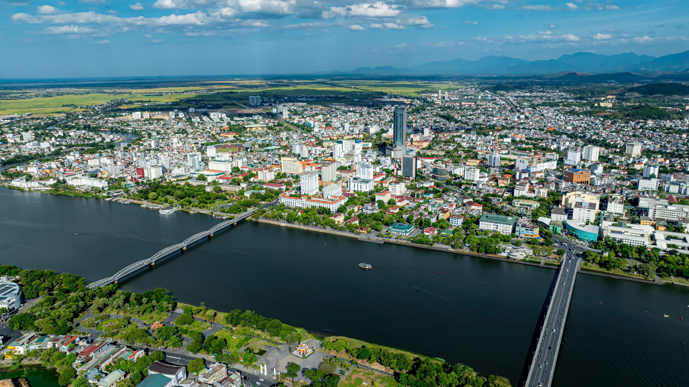 Định hình không gian phát triển mới và khai thác tốt hơn tiềm năng, lợi thế