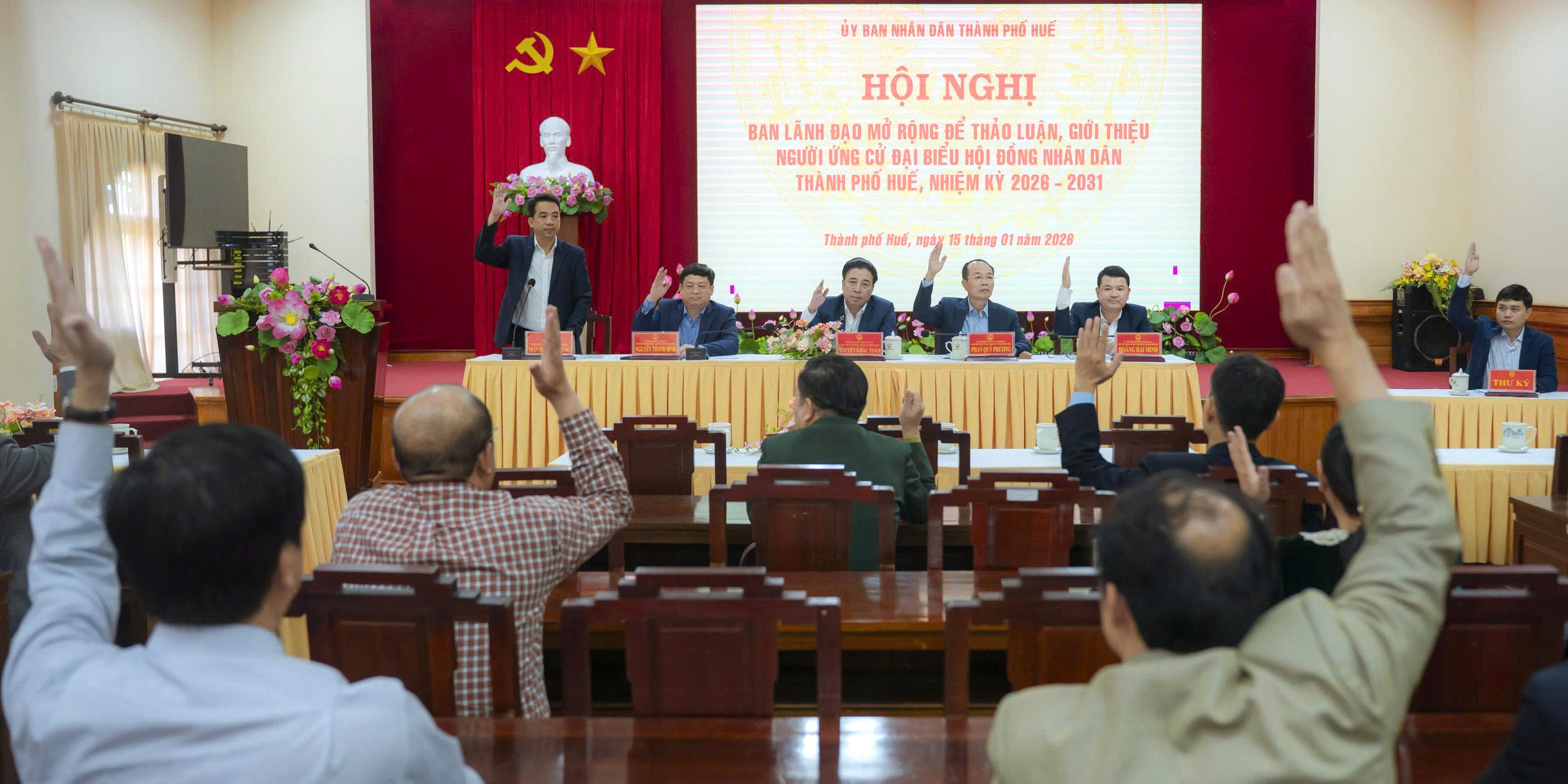 UBND TP Huế thống nhất giới thiệu 4 đồng chí ứng cử đại biểu HĐND thành phố