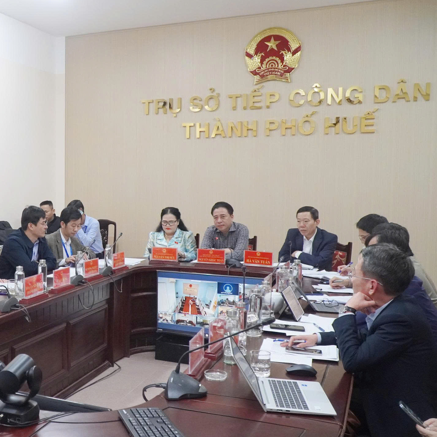 Lãnh đạo UBND thành phố tiếp công dân định kỳ tháng 1 2026