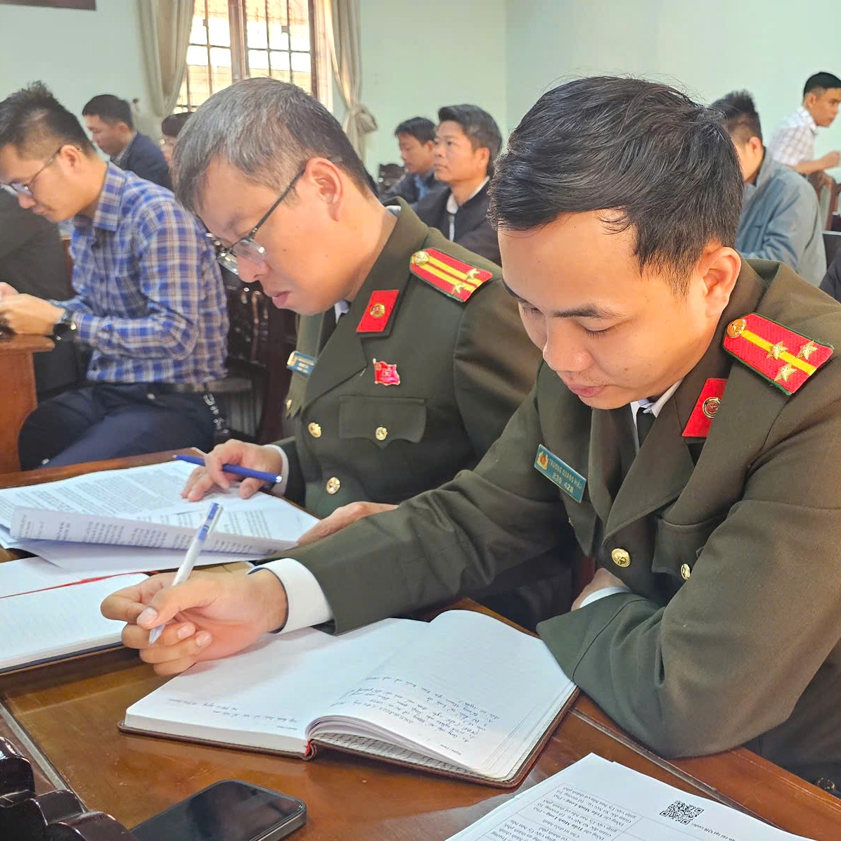 Trang bị nghiệp vụ bầu cử đại biểu Quốc hội khóa XVI và HĐND các cấp