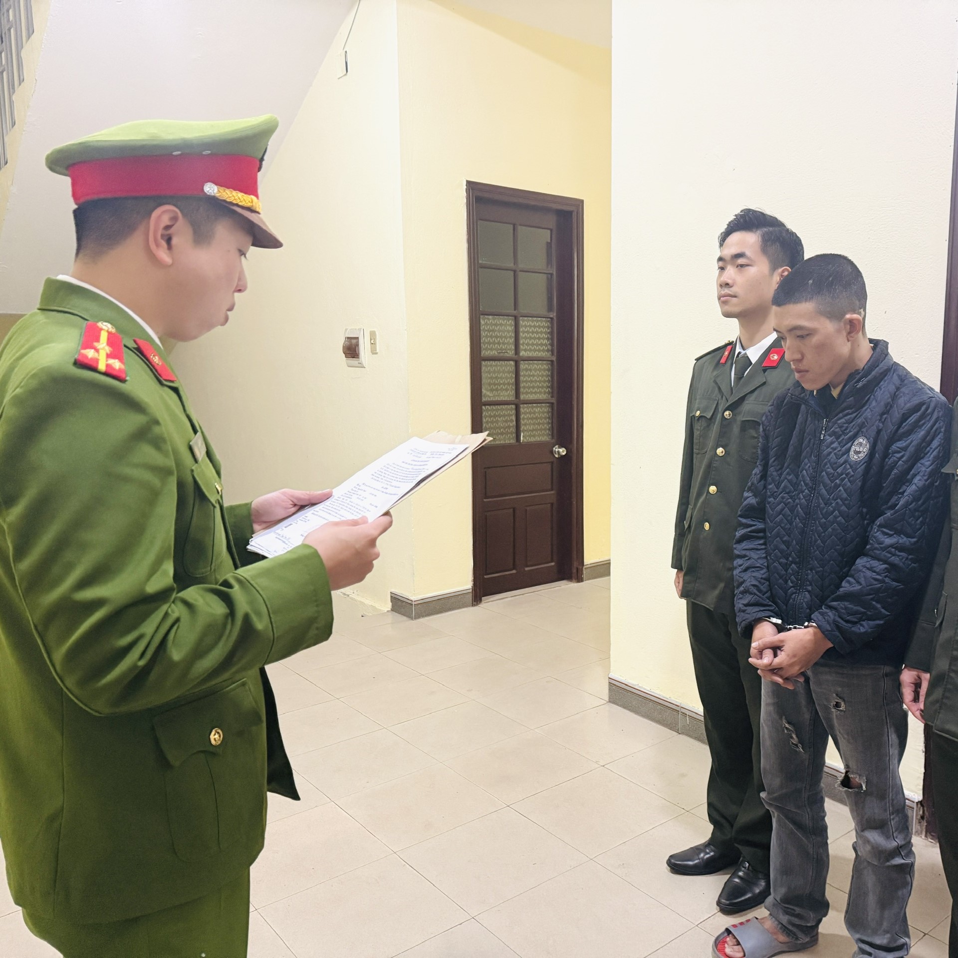 Trộm cắp nhiều tài sản, một đối tượng bị bắt sau thời gian bỏ trốn