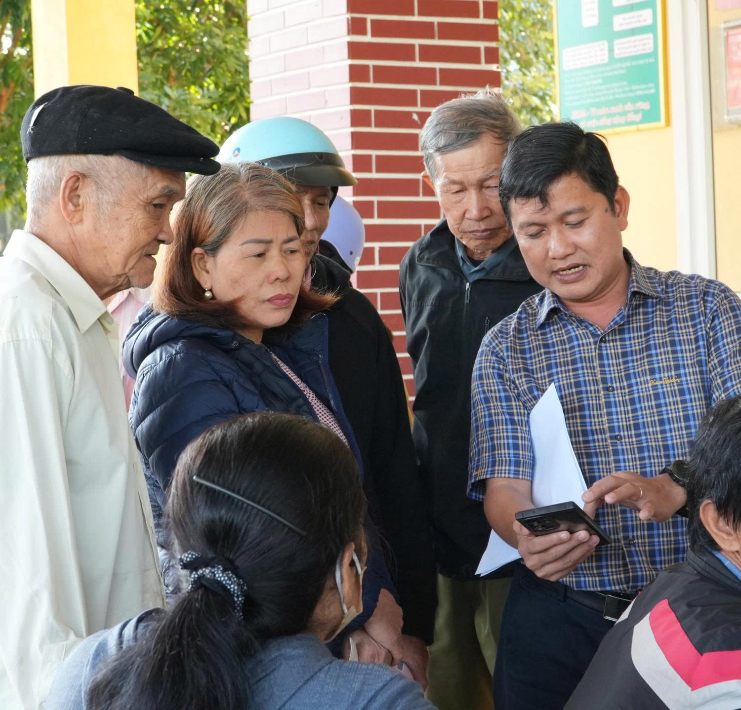 Phú Lộc tiên phong thực hiện chiến dịch “Thứ Bảy hồng”