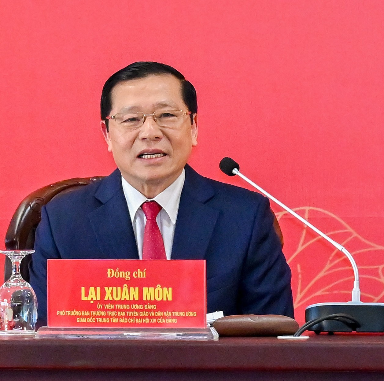 Bồi đắp niềm tin và khát vọng phát triển đất nước phồn vinh, văn minh, hạnh phúc