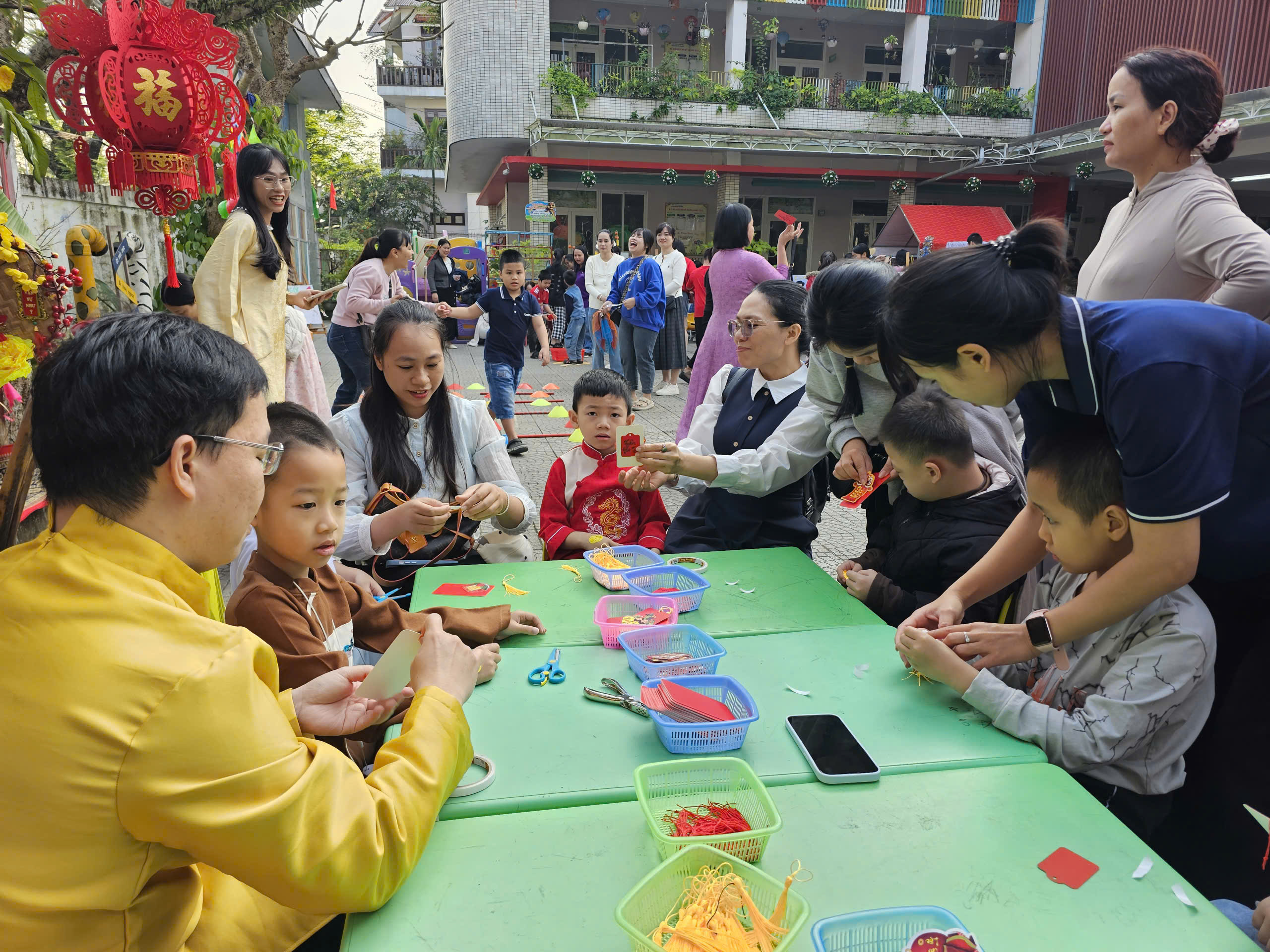 Tết gắn kết yêu thương cho trẻ khuyết tật