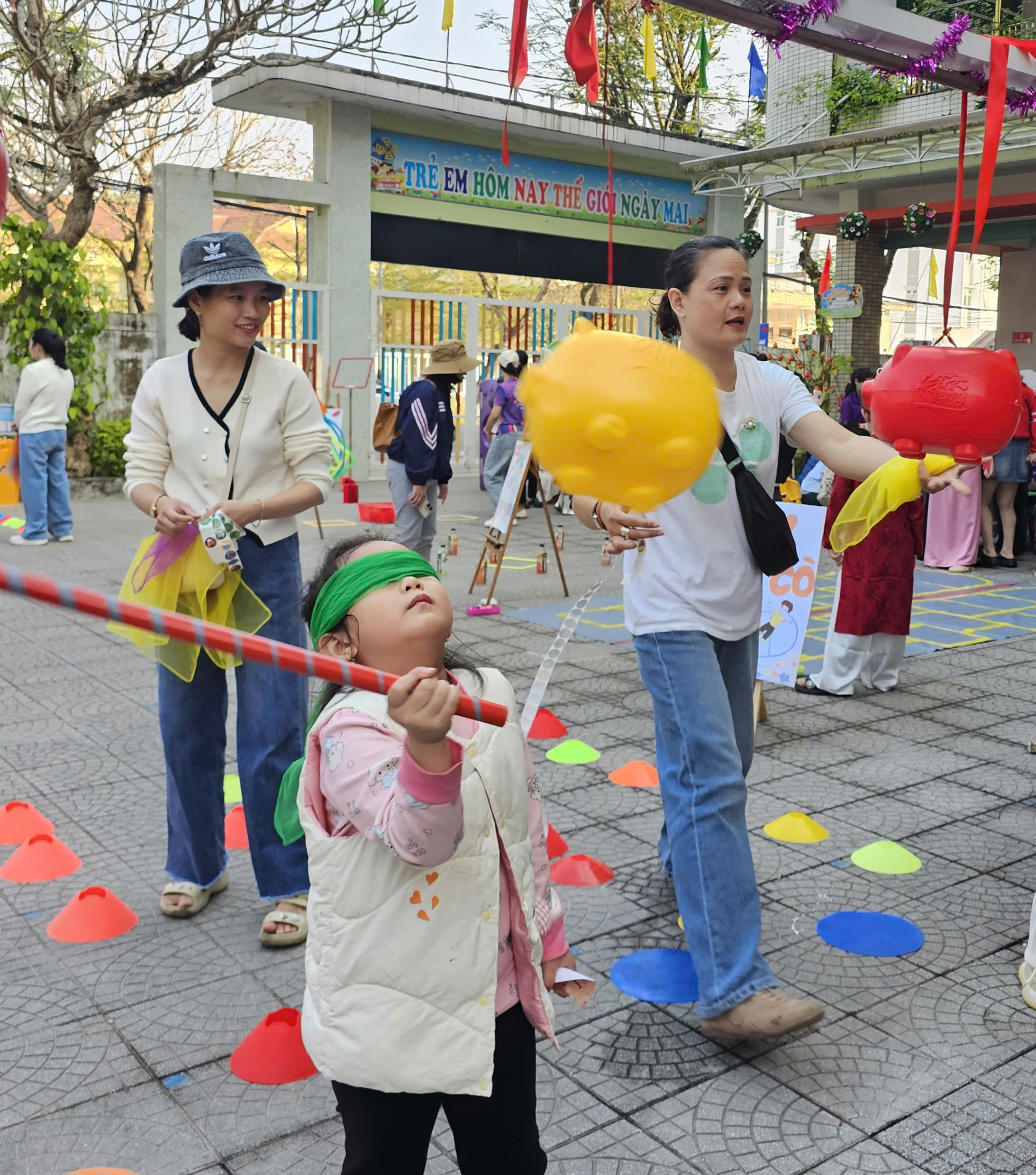 Tết gắn kết yêu thương cho trẻ khuyết tật