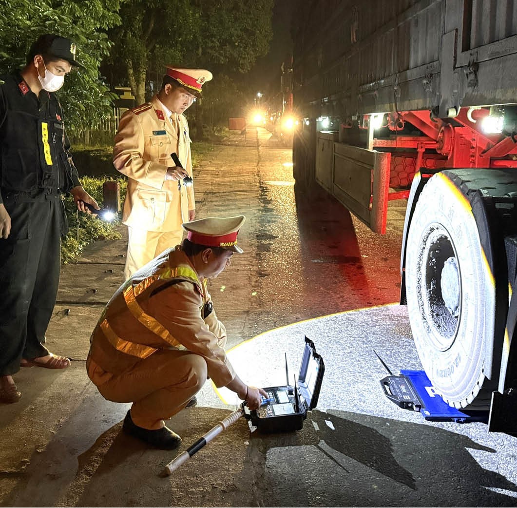 Nhiều giải pháp kéo giảm tai nạn giao thông