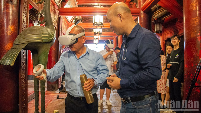 Tăng cường chuyển đổi số, phát triển du lịch thông minh