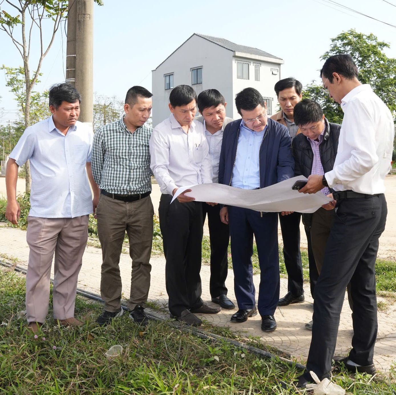 Đẩy nhanh tiến độ các dự án đang triển khai trên địa bàn