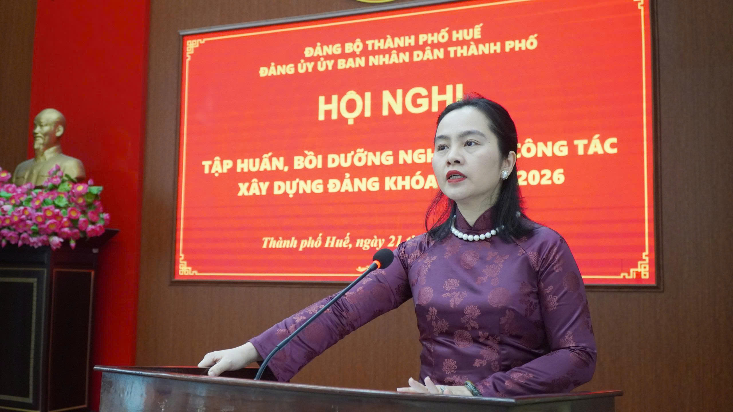 Đảng ủy UBND thành phố tập huấn, bồi dưỡng nghiệp vụ công tác xây dựng Đảng