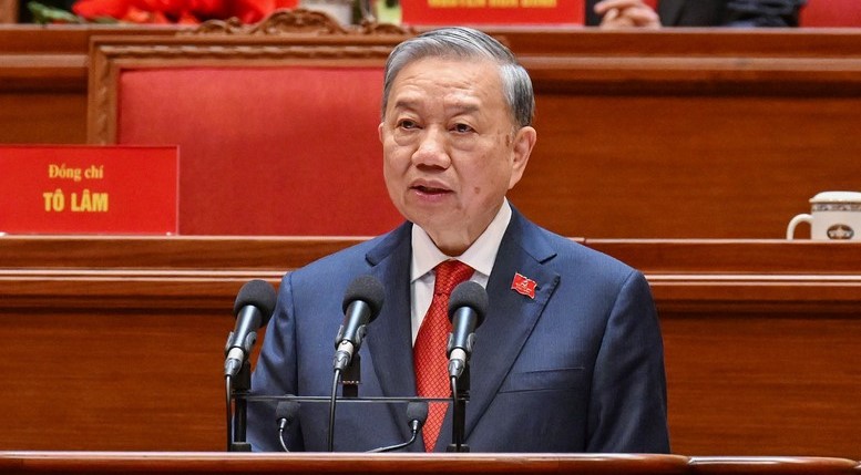 Tiến lên Toàn thắng ắt về ta