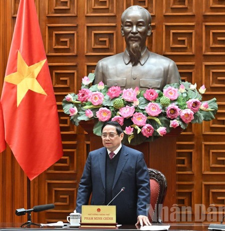 Bảo đảm mục tiêu kinh tế vĩ mô, tăng cường tiết kiệm chi