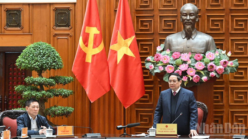 Bảo đảm mục tiêu kinh tế vĩ mô, tăng cường tiết kiệm chi