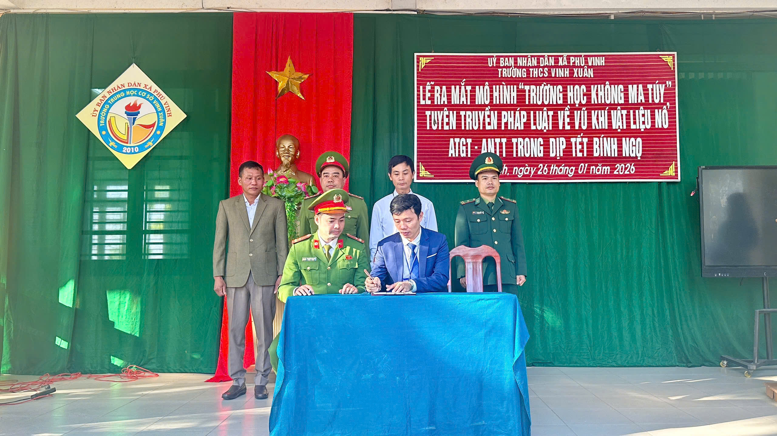 Nâng cao kiến thức pháp luật cho học sinh