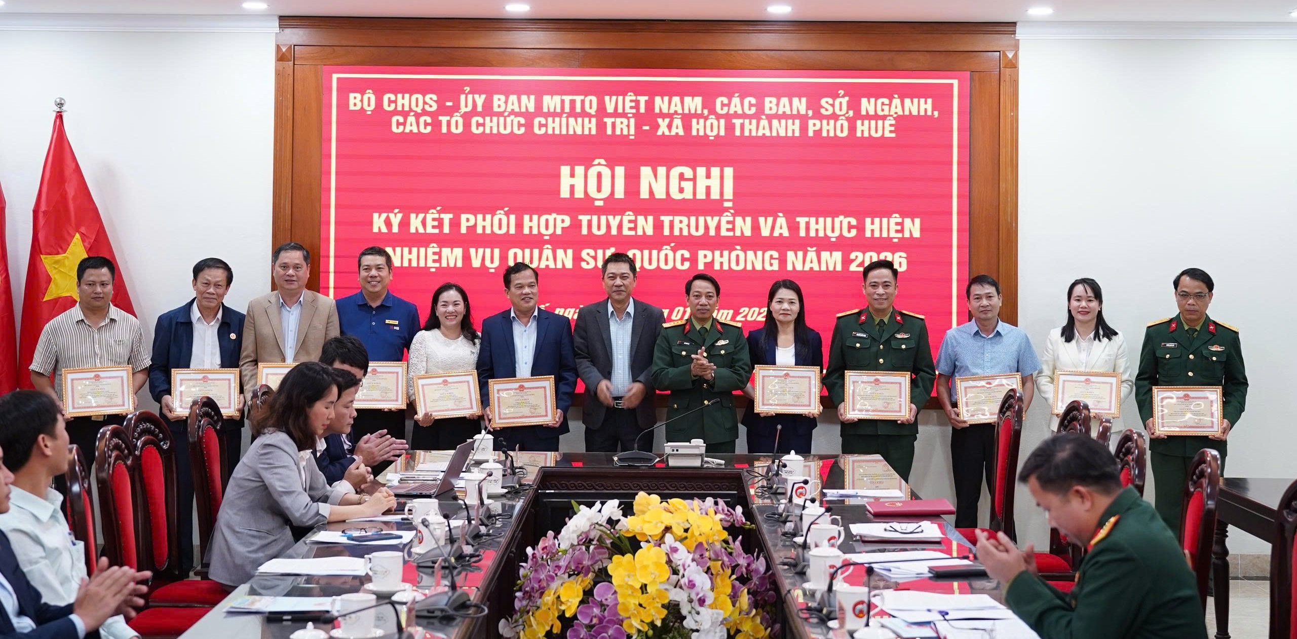 Ký kết phối hợp tuyên truyền nhiệm vụ quân sự, quốc phòng