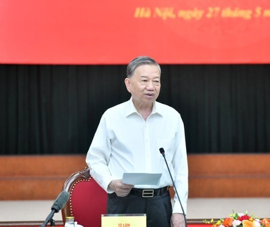 Bộ Chính trị phân công các đồng chí tham gia Ban Bí thư khóa XIV