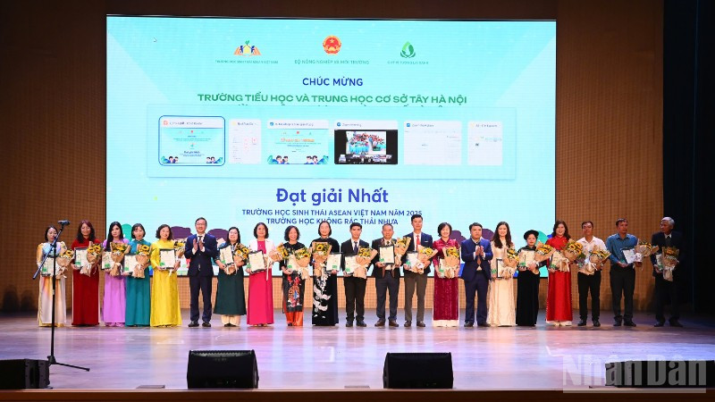 Trao 60 Giải thưởng Trường học sinh thái ASEAN Việt Nam năm 2025