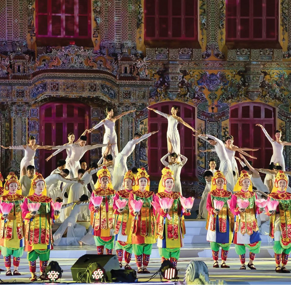 Để văn hóa “Soi đường cho quốc dân đi”