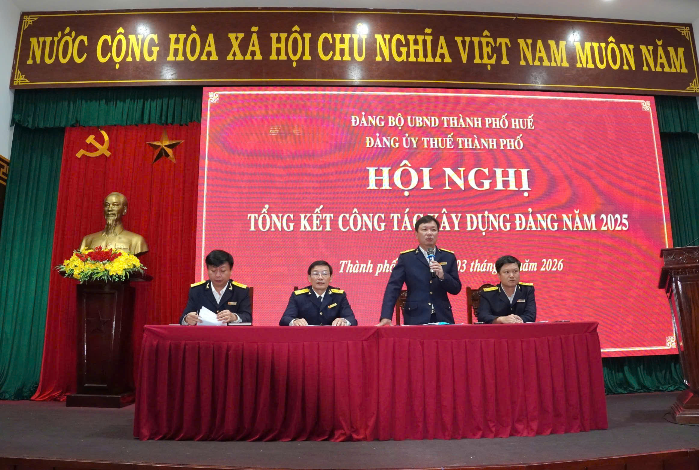 Đổi mới phương thức lãnh đạo phù hợp với tình hình mới