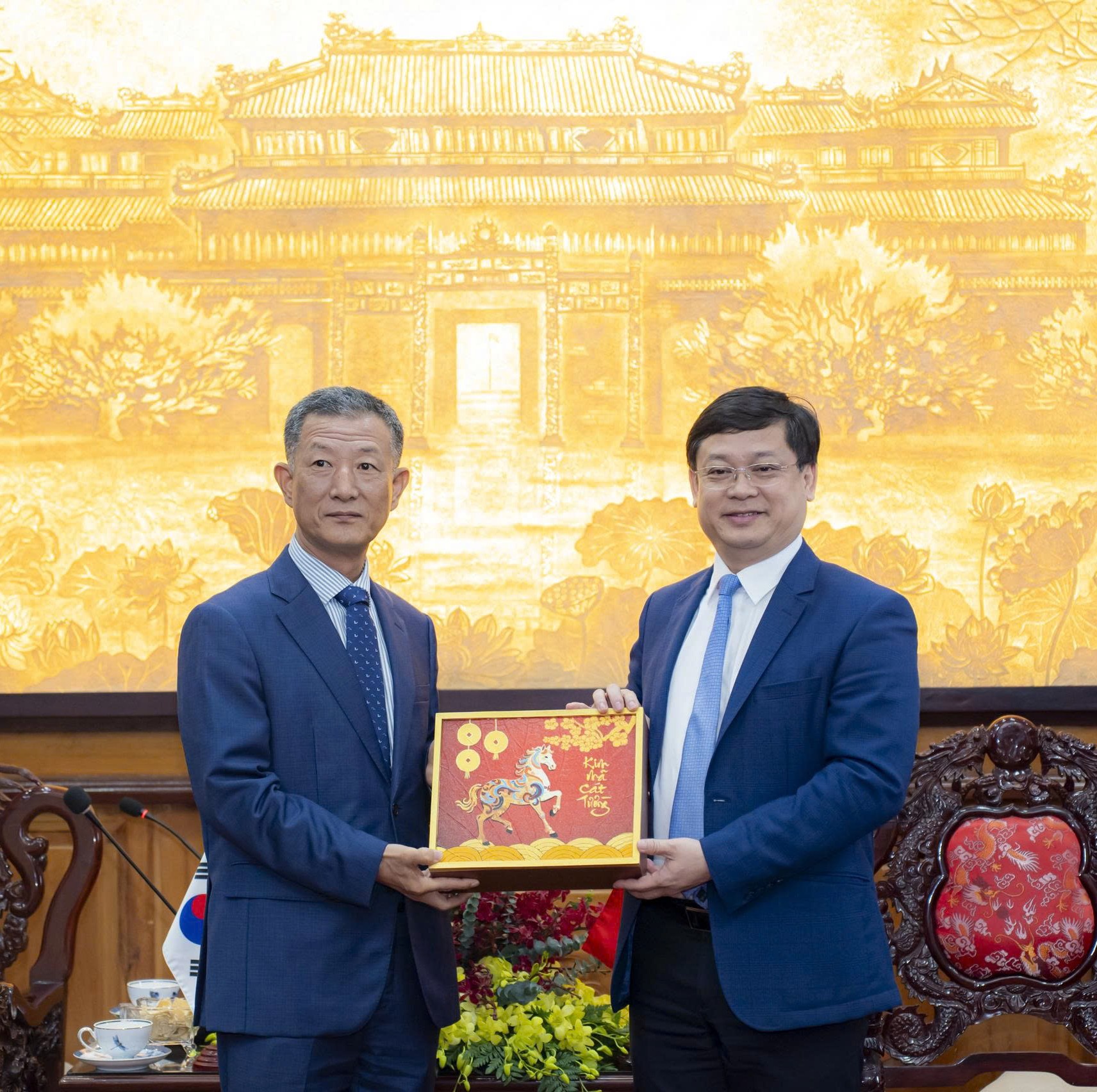 Lãnh đạo thành phố tiếp xã giao Quyền Tổng Lãnh sự Hàn Quốc tại Đà Nẵng