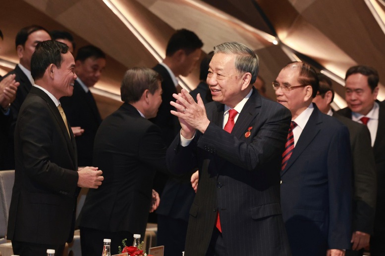 Phát biểu của Tổng Bí thư Tô Lâm tại lễ tuyên dương Bí thư chi bộ xuất sắc và trao giải Búa liềm Vàng