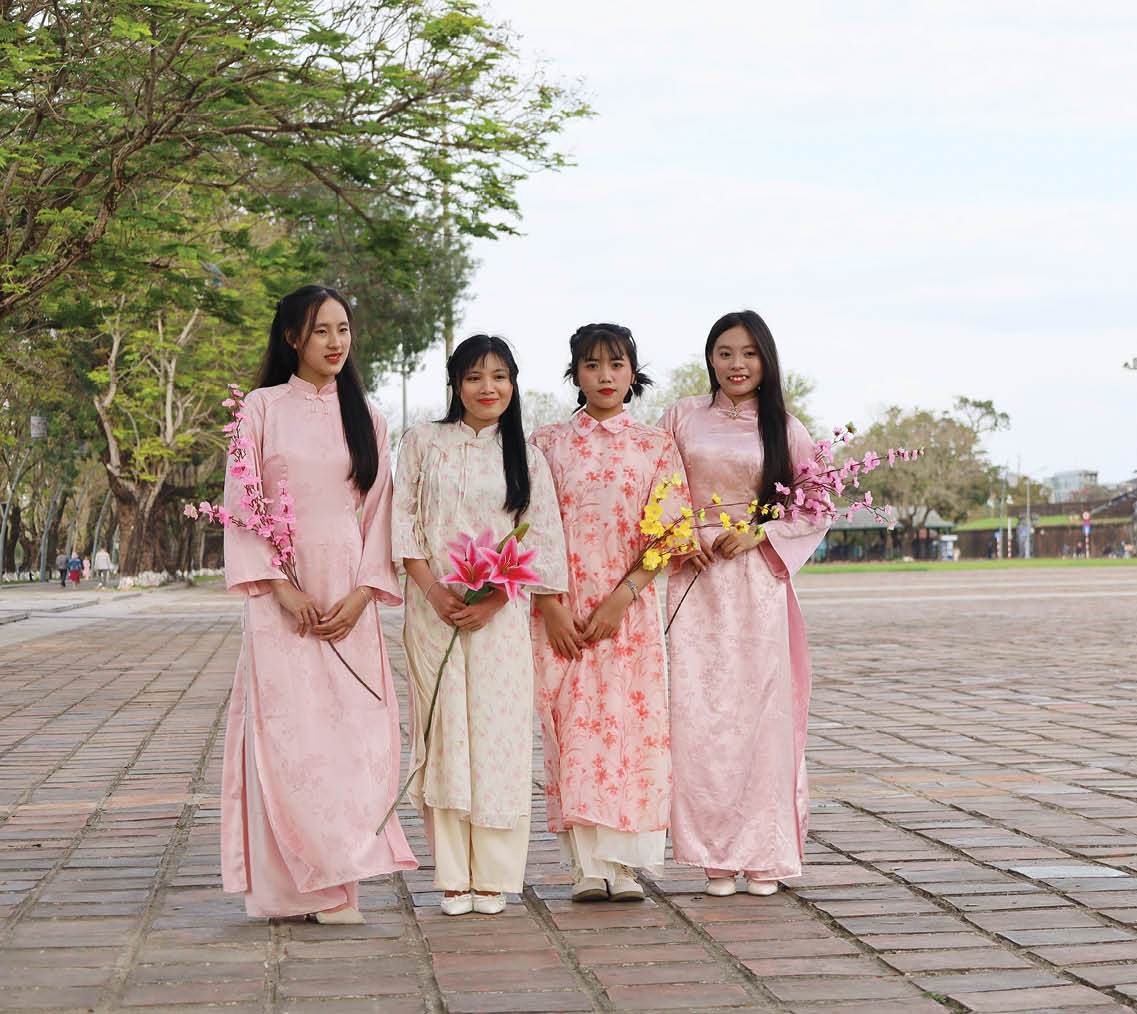 Giới trẻ tìm “tọa độ” săn ảnh Tết