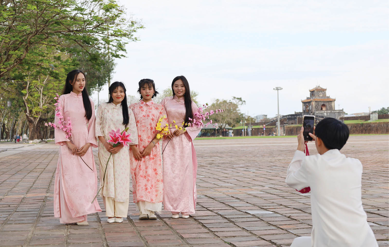 Giới trẻ tìm “tọa độ” săn ảnh Tết