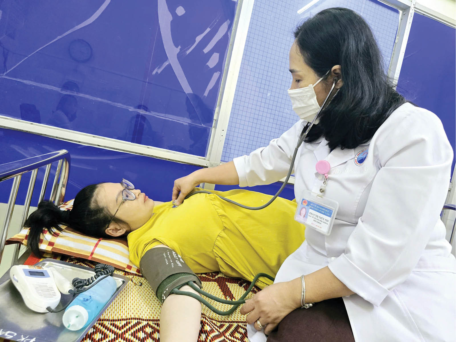 Động lực từ chính sách tăng phụ cấp cho nhân viên y tế