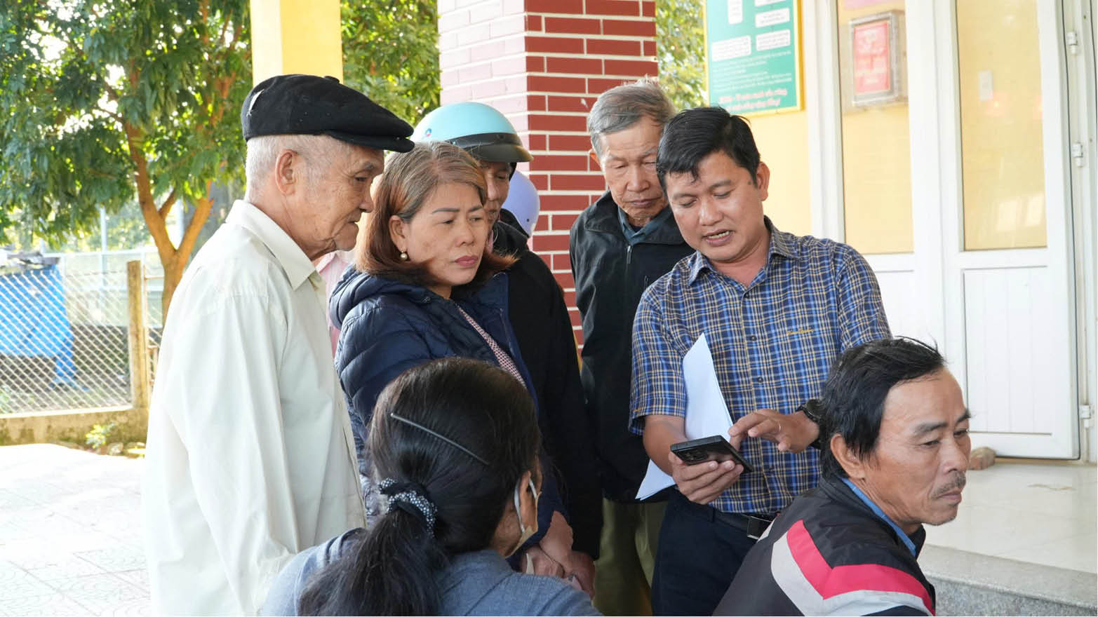 Khi chính quyền chủ động tìm đến dân