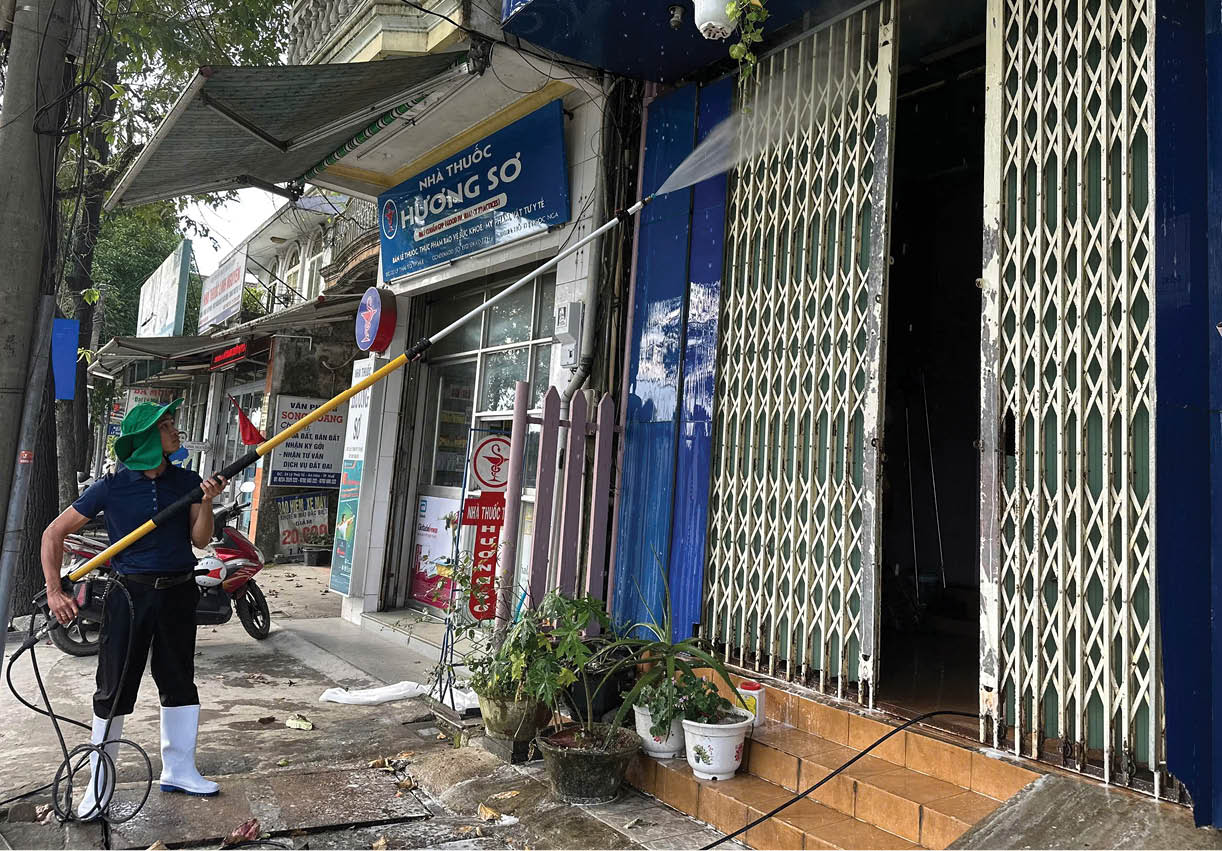 Rộn ràng tìm người dọn nhà đón Tết