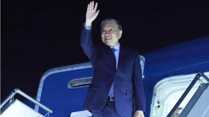 Tổng Bí thư kết thúc tốt đẹp chuyến thăm cấp Nhà nước tới Vương quốc Campuchia