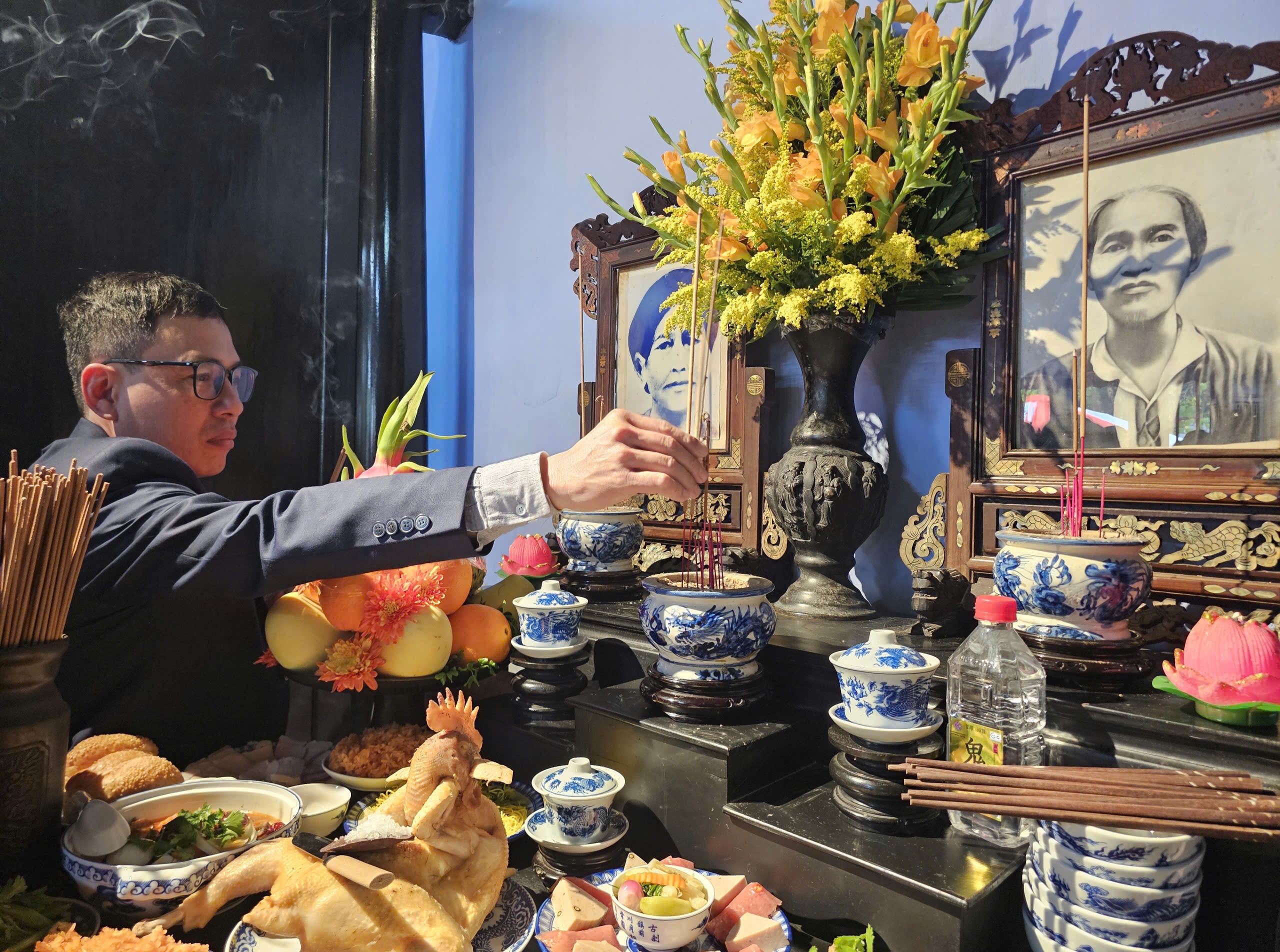 Dâng hương, tưởng niệm 125 năm ngày mất thân mẫu Chủ tịch Hồ Chí Minh