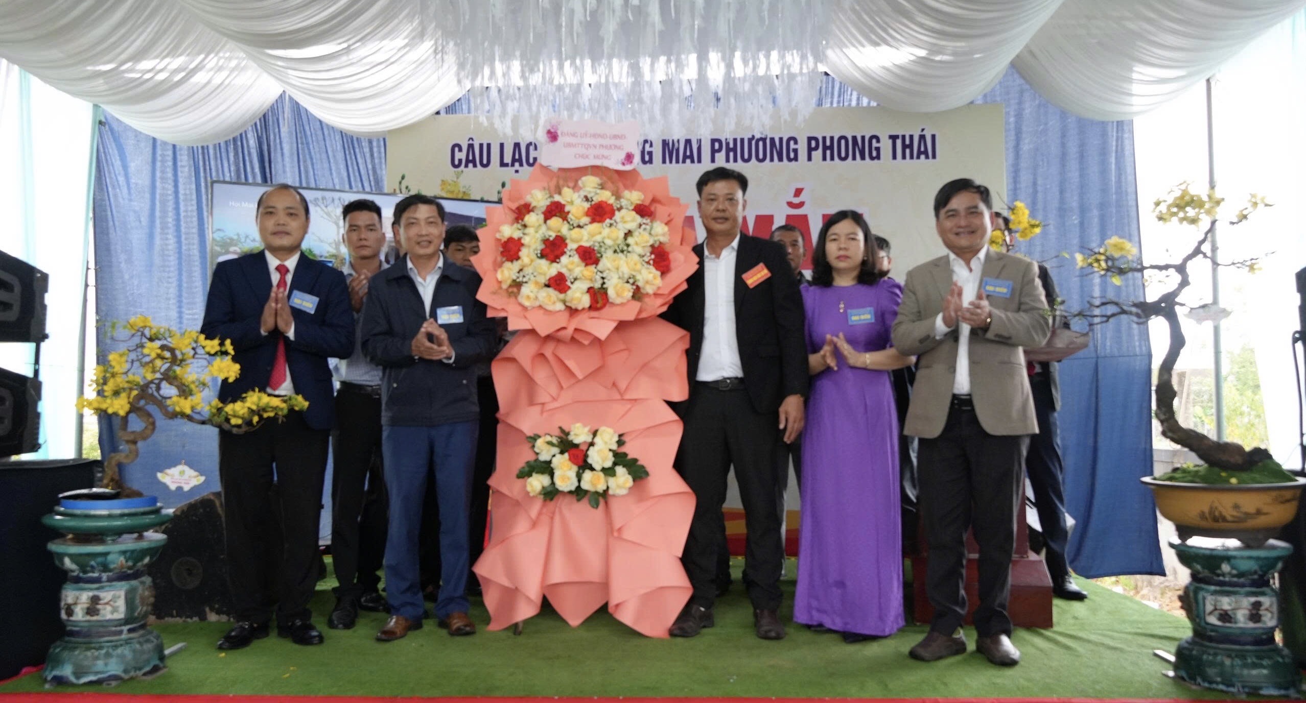 Ra mắt Câu lạc bộ Hoàng Mai Phong Thái