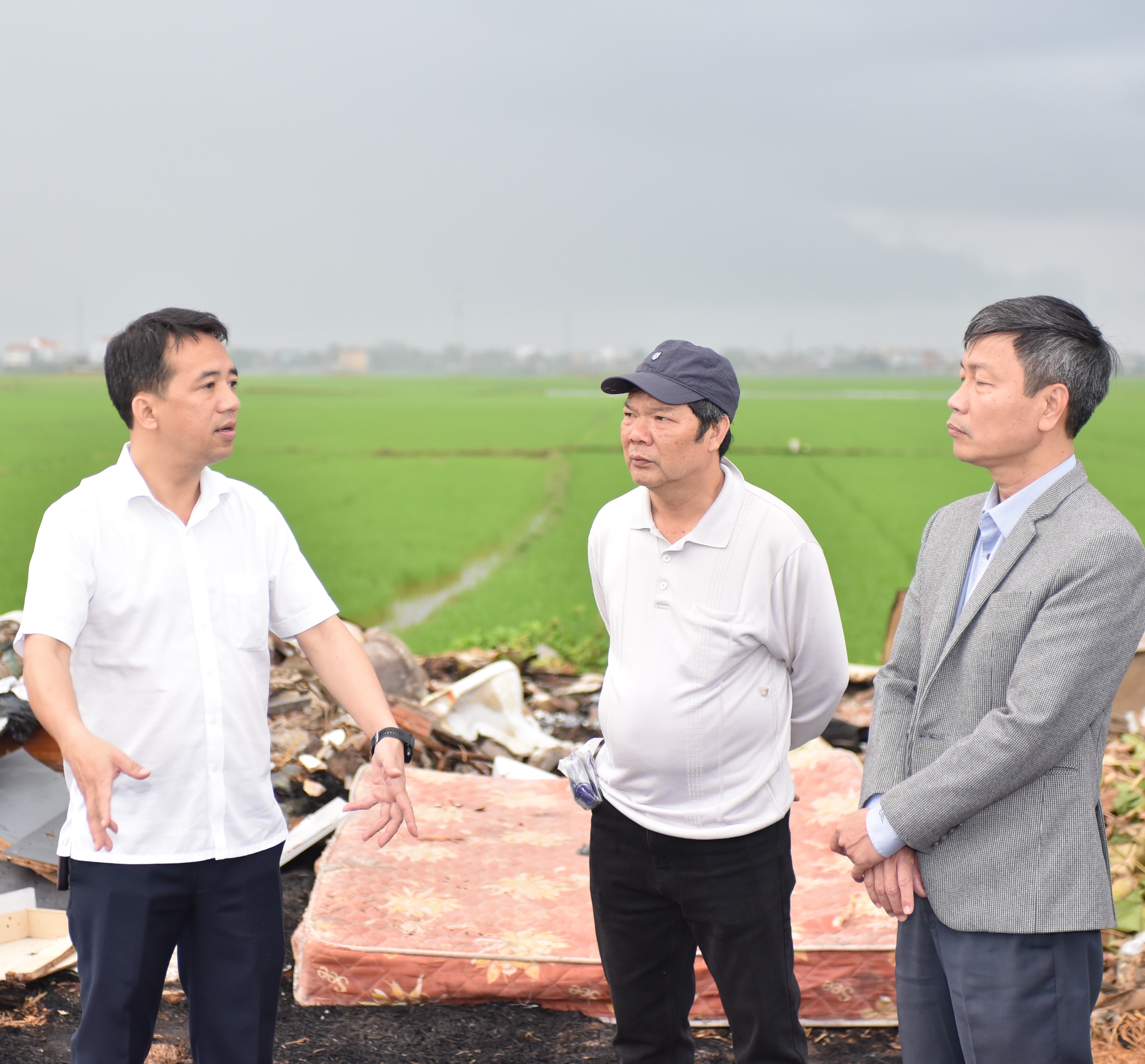 Lãnh đạo thành phố kiểm tra công tác vệ sinh, chỉnh trang đô thị chuẩn bị đón tết Bính Ngọ 2026