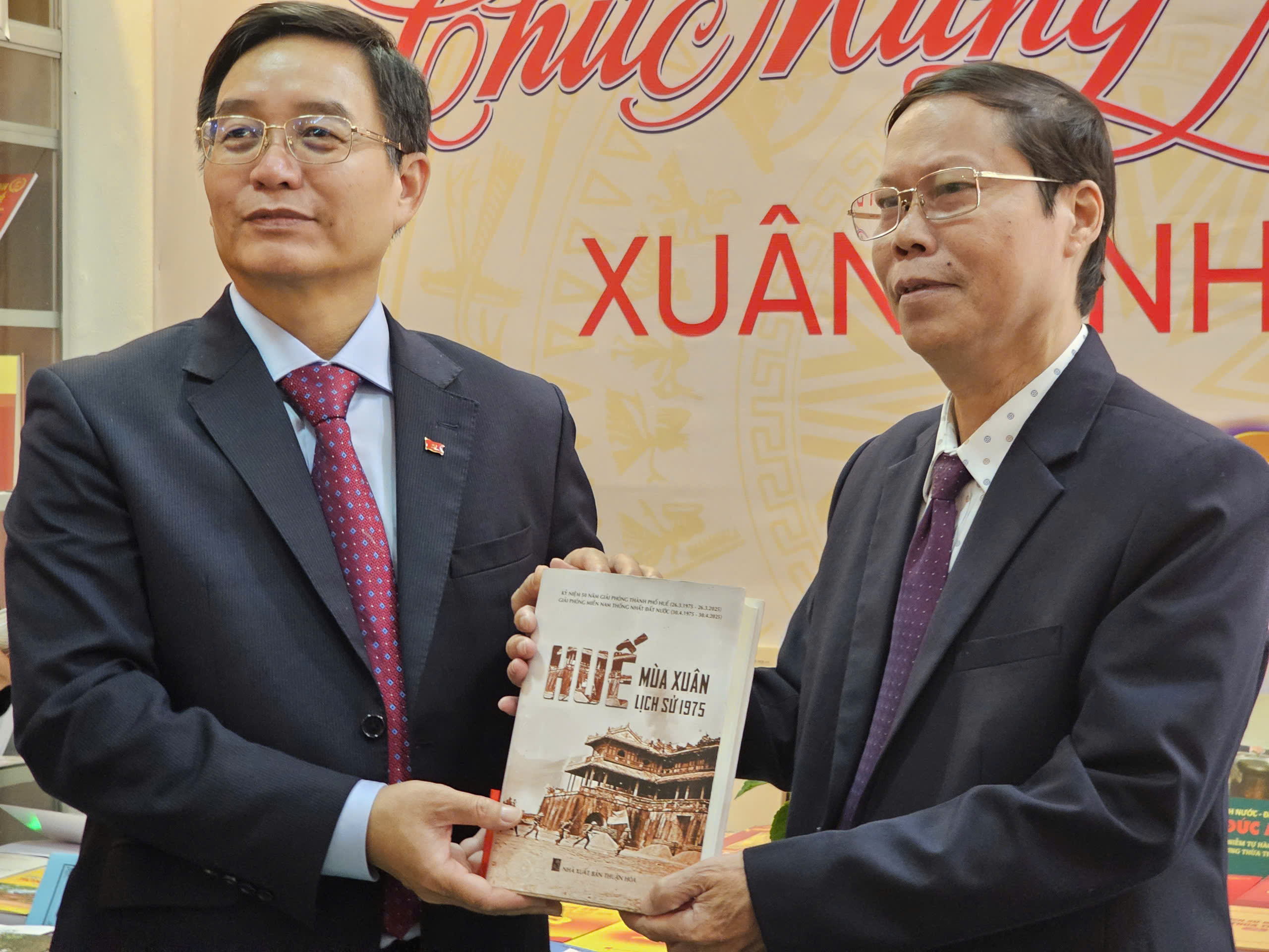 NXB Thuận Hóa đưa gần 7 000 sách và văn hóa phẩm đến với công chúng