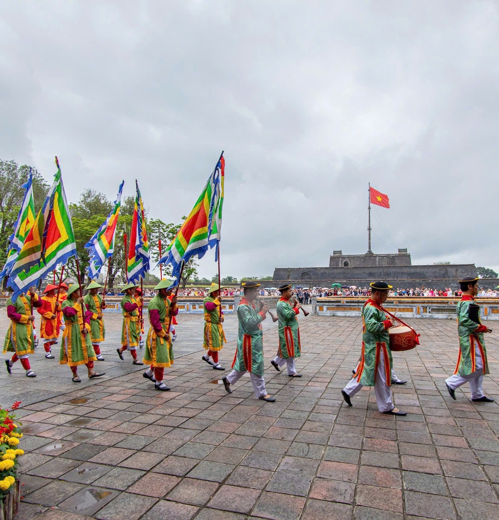 Du xuân tìm lại Tết Hoàng cung xưa