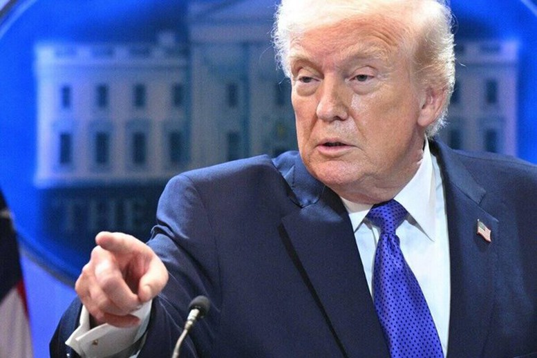 Tổng thống Donald Trump tiếp tục nâng mức thuế toàn cầu lên 15